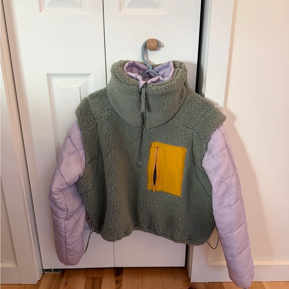 Green and Yellow Women's Jacket - Picture 2 of 4